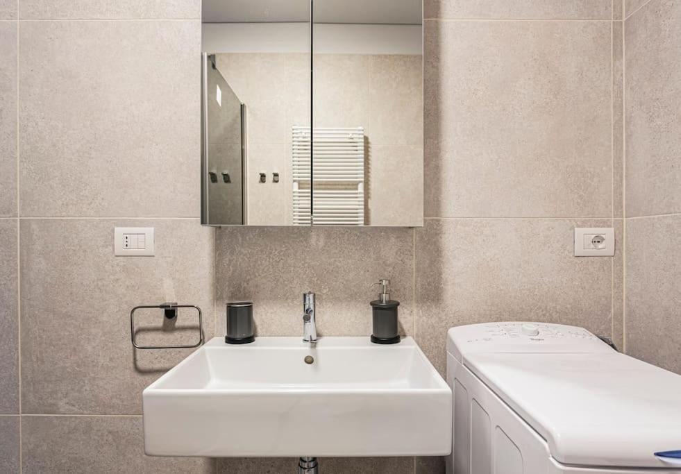Unique Studio In The Heart Of Mailand Exterior foto